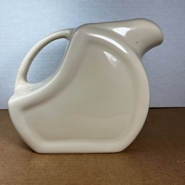 Wallace China Restaurant Ware Disc Pitcher w/ Ice Lip Cream Color Vintage 1950s