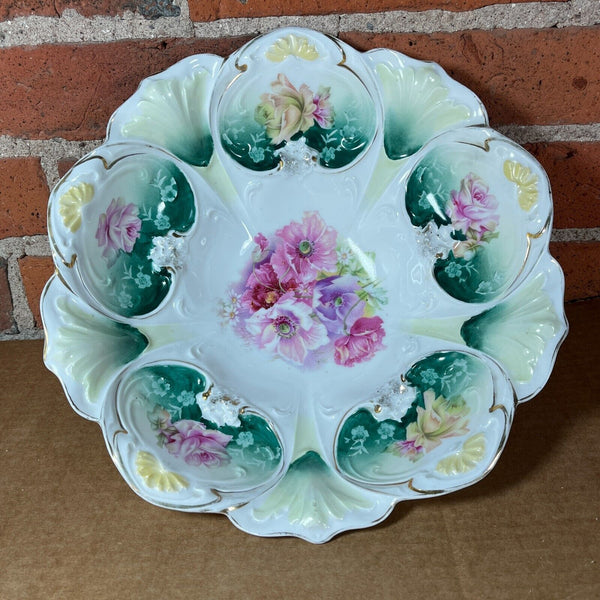 RS Prussia Deep Bowl c. 1910 Scalloped Edge White with Pink/Green Floral