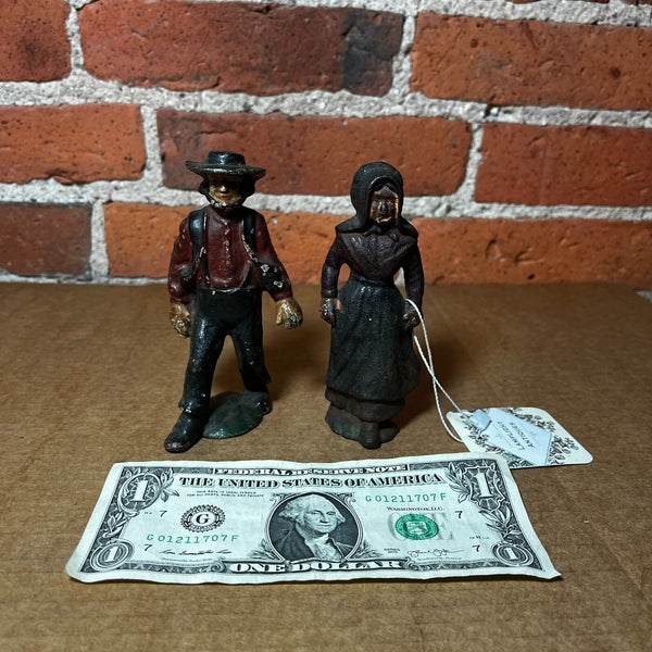 Wilton Cast Iron Amish Couple Man & Woman Figurines Original Paint 4.5" Tall
