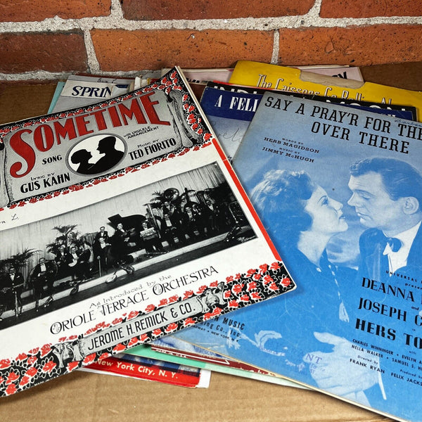 Lot of 40 Sheet Music Folios Vintage 1920 - 1950 Good to Very Good Condition