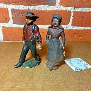 Wilton Cast Iron Amish Couple Man & Woman Figurines Original Paint 4.5" Tall